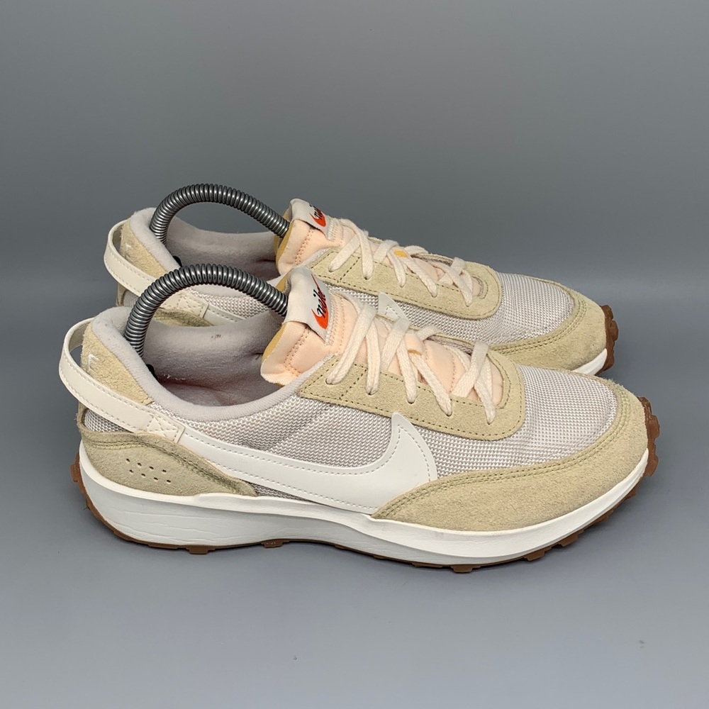Nike Waffle Debut Vintage Light‎ Bone Running Shoes DX2931-001 Women's Sz 9